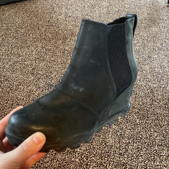 Sorrel Wedges